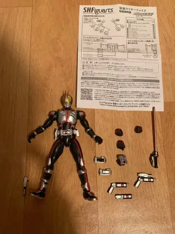 s.h.figuarts 가면라이더 555/파이즈