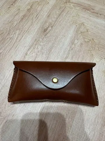 HERZ 가죽 안경 케이스 브라운 m 사이즈