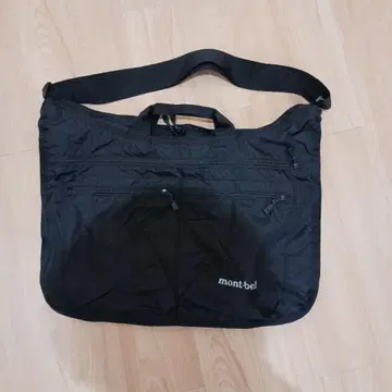 mont-bell 블랙 숄더백