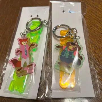 주토피아2 닉 니블스 알파벳 아크릴 참 키링