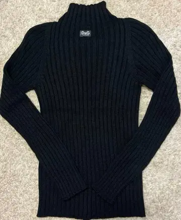 D&G 돌체앤가바나 터틀 긴팔 리브 니트 블랙 새상품급