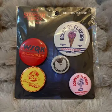 기묘한 이야기 쓰리코인즈 캔뱃지