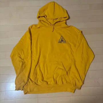 AVIREX 옐로우 컬러 후드티 사이즈 XL
