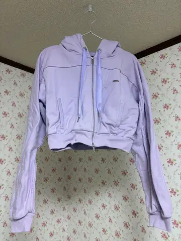 NATION SPECIAL 라벤더 크롭 후드티