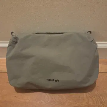 토폴로지 보틀 사코슈 라지 모스