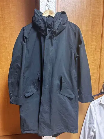 더 르라시 모즈 코트