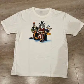 kingdum hearts tee