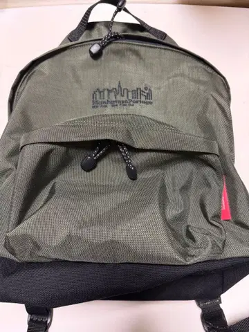 맨해튼 올리브 그린 럭색 백팩