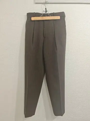 MARKAWARE 캐벌리 트윌 페그탑 트라우저