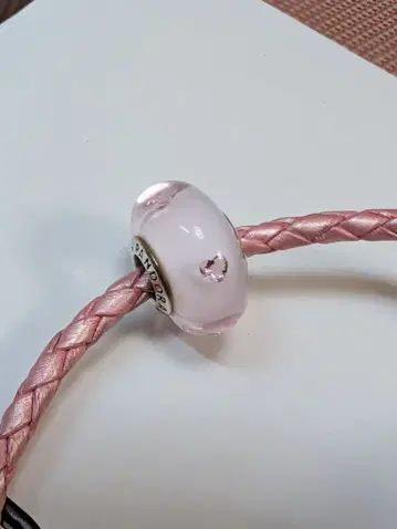 판도라 핑크 유리 비즈 참