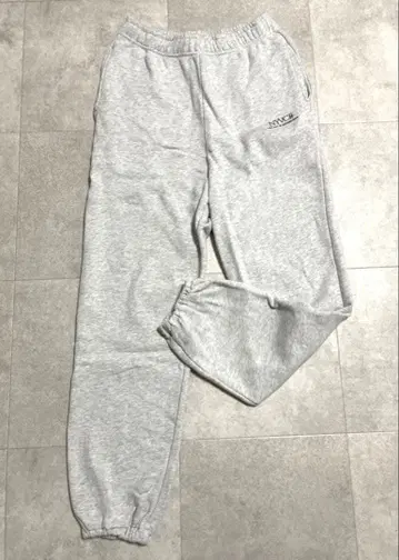 새상품급! 저널 스탠다드 리룸 로고 스웨트 팬츠 그레이