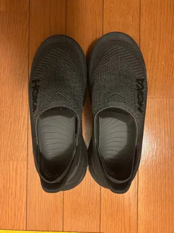 HOKA ONEONE RESTORE TC