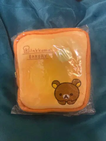 미사용 리락쿠마 빵 모양 파우치