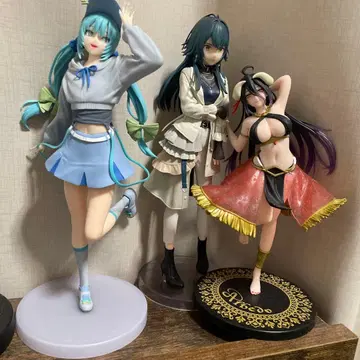 애니메이션 캐릭터 피규어 3체 세트