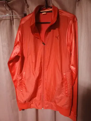 푸마 레드 집업 자켓 저리 상의