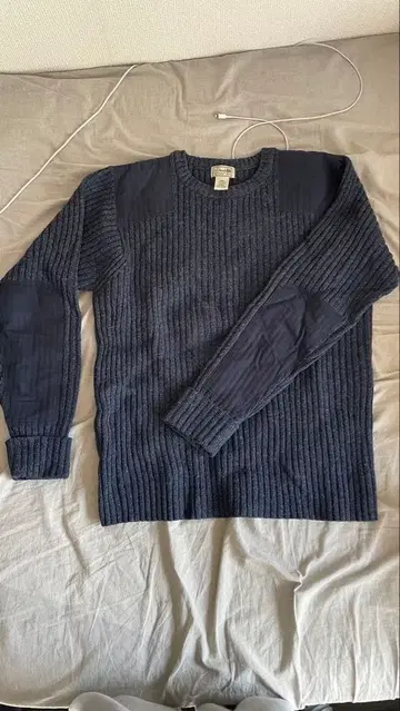 L.L.Bean 다크 블루 리브 니트 스웨터