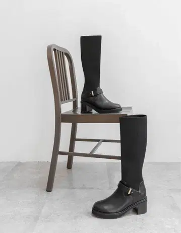 라운드토 니트 도킹 롱 부츠