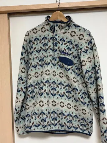 patagonia 올 패턴 플리스 자켓 ( 남성용 M )