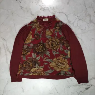 Just 꽃무늬 니트 풀오버 프릴 넥 보르도