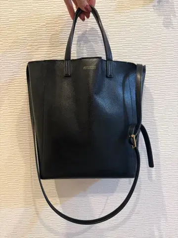 MACINTOSH PHILOSOPHY 블랙 토트백