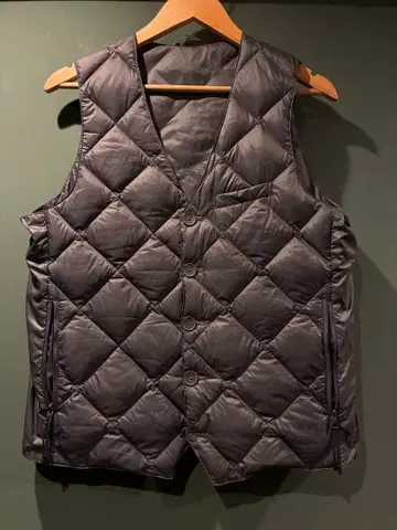 SHIPS TAION 다운 베스트 L 사이즈 차콜 그레이