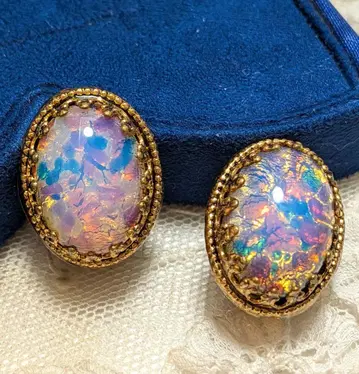 W.GERMANY 핑크 계열 파이어 오팔 유리 오벌 귀찌