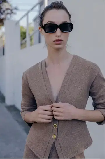 ZARA 소프트 버튼 자켓 가디건