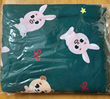 DAY6 데니멀즈 담요 크루 네이비 2024