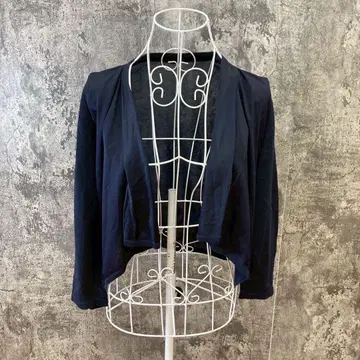 쿠 드 샹스 시어 숏 랩 가디건 네이비 돌려입기 발군(38)