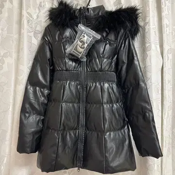 GYDA 블랙 다운 자켓 퍼 포함