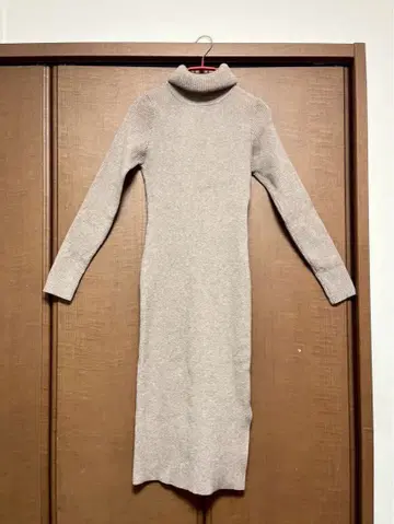 베이지 터틀넥 니트 원피스 프리 사이즈