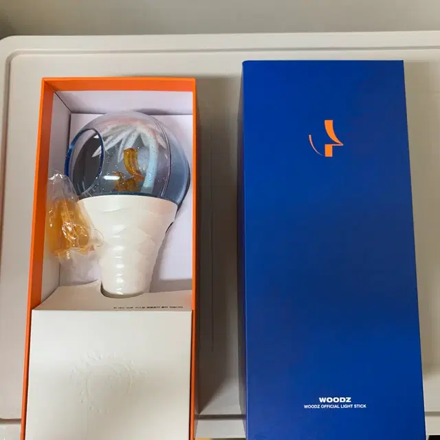 우즈 조승연 응원봉 낭만봉