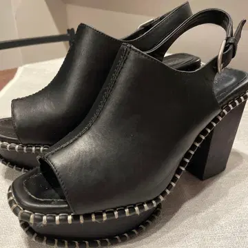 MOUSSY 블랙 오픈토 샌들 M