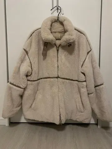 복슬복슬 아우터 크림색