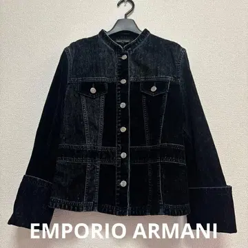 EMPORIO ARMANI 블랙 데님 자켓 벨로아 42 2년 전 15만