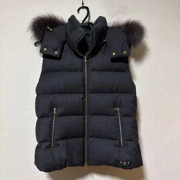 TATRAS 퍼 포함 다크 그레이 다운 베스트