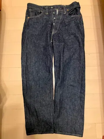 WAREHOUSE 1001XX (1947 모델)