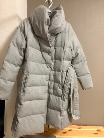 쉽스 고급 울 소재 그레이 다운 자켓 후드 부착