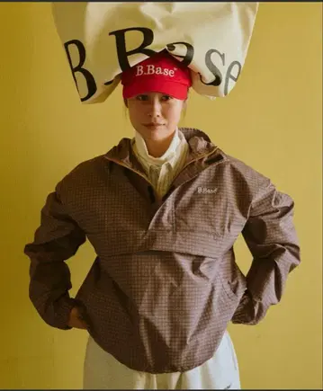 B.Base 체크 무늬 나일론 자켓 후드 부착