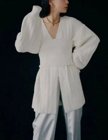 Ameri UND BUSTIER LAYERED KNIT CARDIGAN