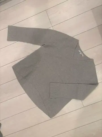 UNTITLED 울 캐시미어 V넥 니트 9호 그레이