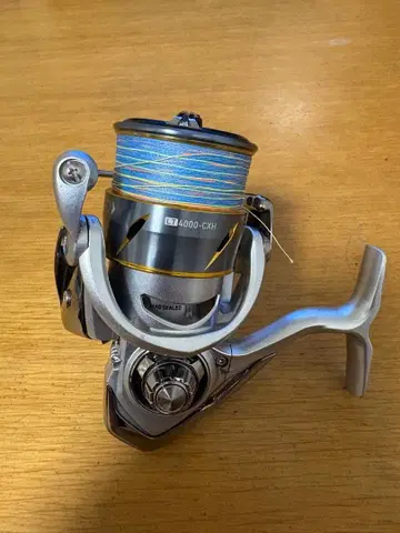 DAIWA 21 프리 임스 LT 4000-CXH 스피닝 릴