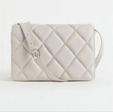 H&M 그레이 가죽 퀼팅 숄더백