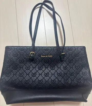 메종 드 플뢰르 A4 토트백 블랙 리본 (참고: 칸다 사야카)