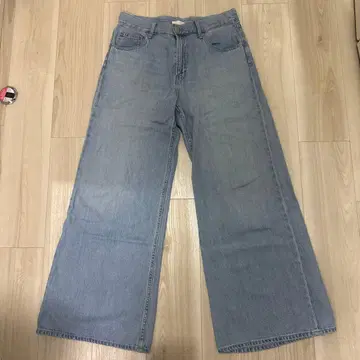 라이트 블루 데님 와이드 레그 팬츠 새상품급 레어