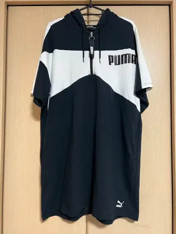 PUMA 후드 부착 후드티 L 사이즈 블랙/화이트