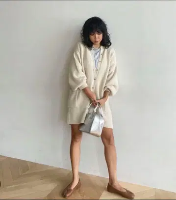 시루무린 헨리넥 올인원 니트 새상품급