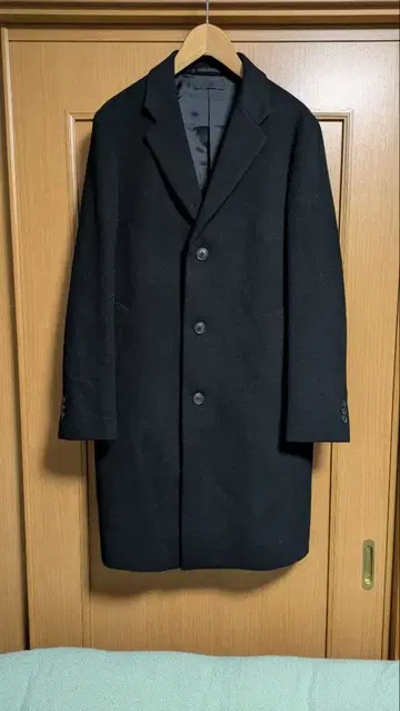 블랙 체스터 코트