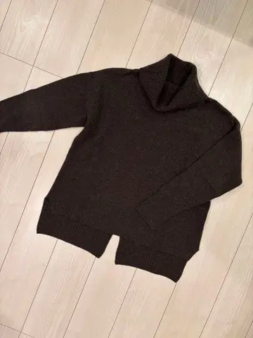 UNTITLED Untit_ 울 터틀넥 니트 9호 브라운