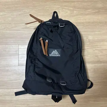 새상품급 GREGORY 데이팩 DAY PAC 블랙 26L